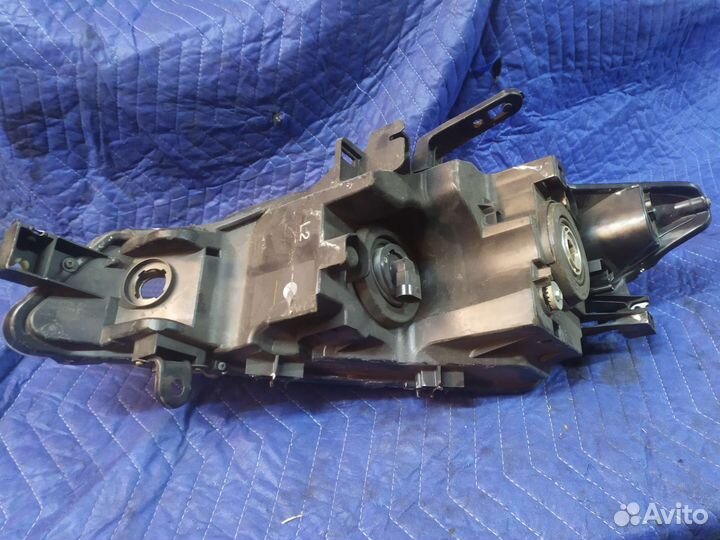 Фара правая галоген Nissan Murano Z51