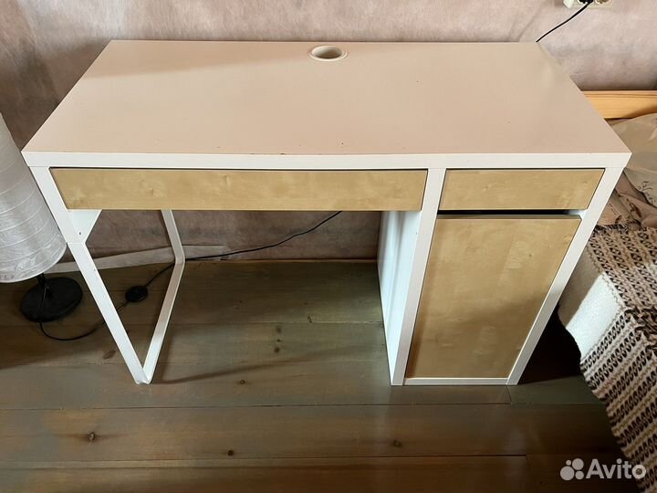 Письменный стол IKEA micke микке
