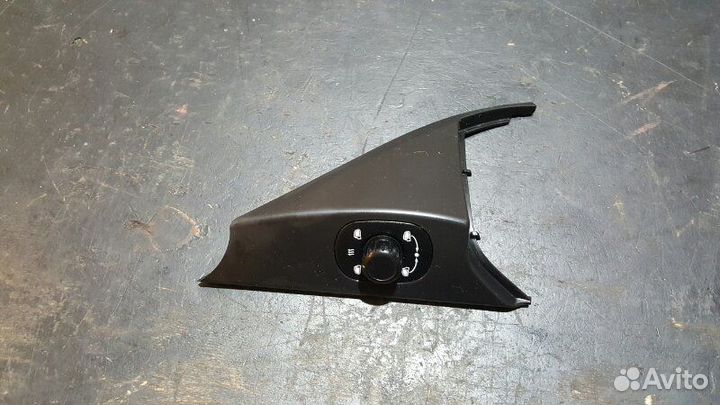 Уголок зеркала Porsche Cayenne 957 turbo M48.51 08