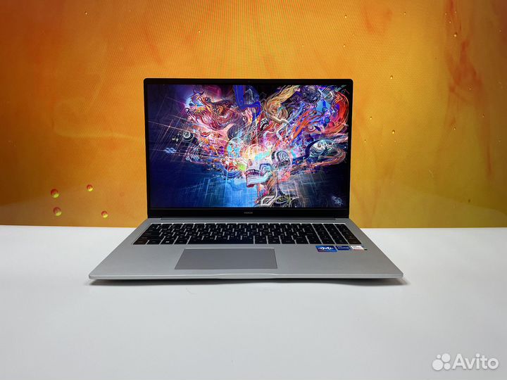 Ноутбук Honor MagicBook 16 / Core i5 / SSD