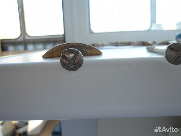 Болты мебельные