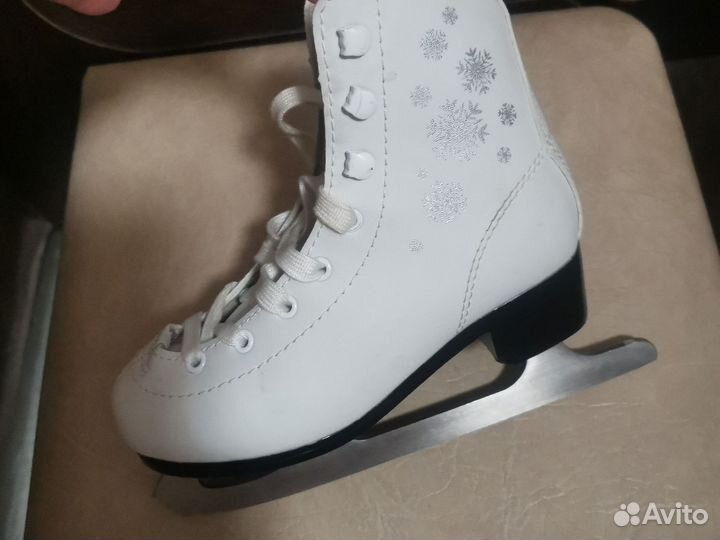 Коньки фигурные