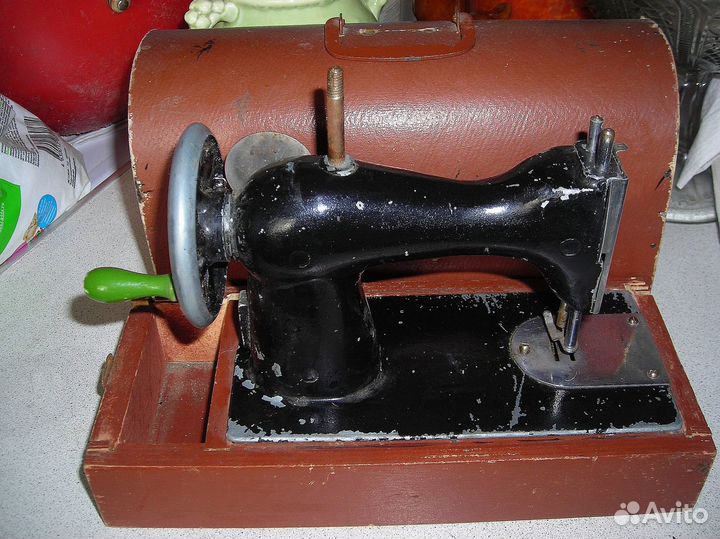 Швейная машина СССР детская рабочая