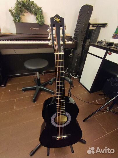 Классическая гитара размер 1/2