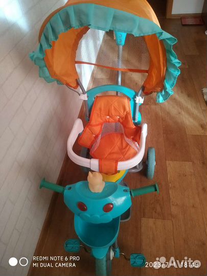 Велосипед трёхколёсный