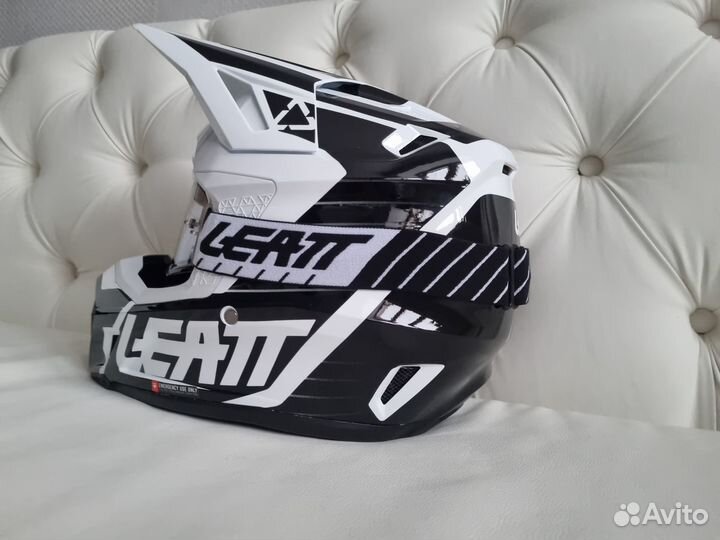 Enduro Мотошлем Leatt 7.5 V23 Helmet Kit есе2206