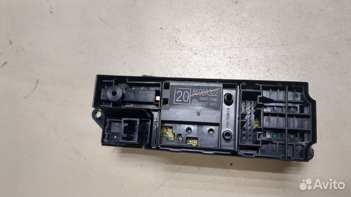 Кнопка стеклоподъемника правая передняя Mitsubishi Eclipse Cross, 2019