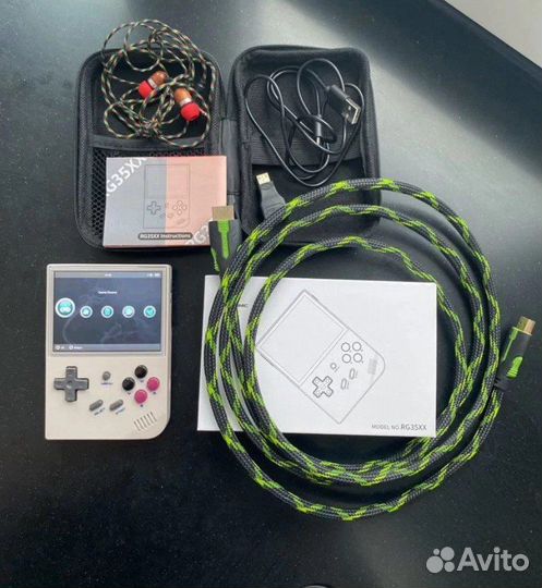 Портативная ретро-консоль Anbernic rg35xx