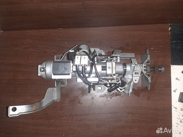 Infiniti QX70 Рулевая колонка