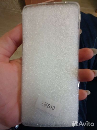 Чехол на телефон