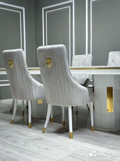 Комплект стол и стулья.Оплата при получении