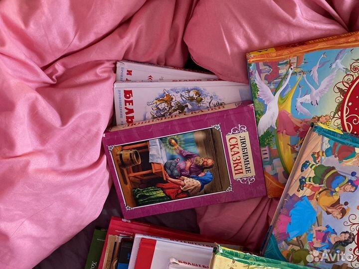 Продаю детские книги, новые