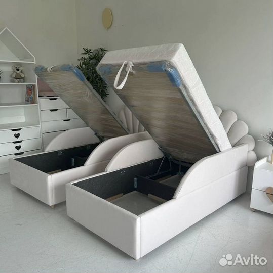 Детская кровать ракушка