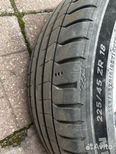 Michelin Pilot Sport 5 225/45 R18 и 245/40 R18