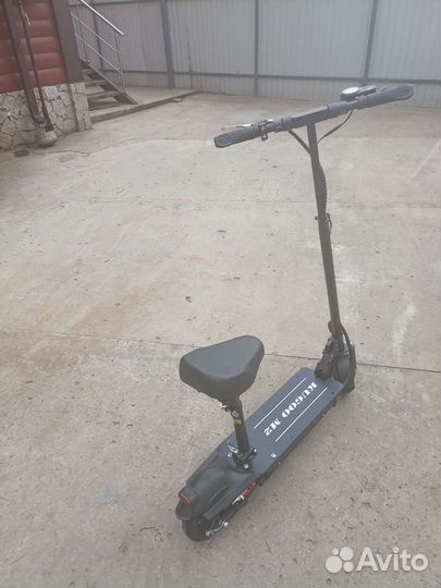 Продаю электроскутер