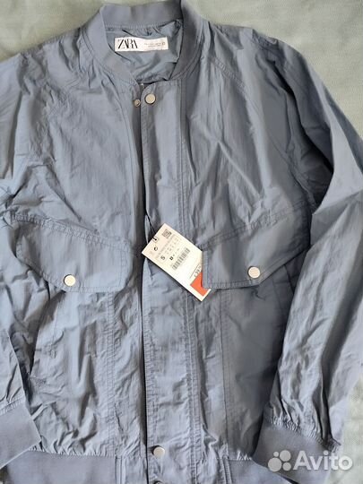 Куртка-ветровка