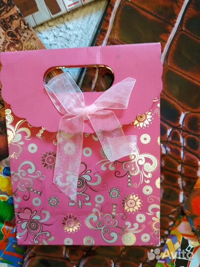 Пакеты подарочные,красивые