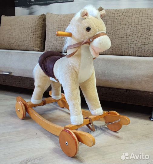 Детская качалка-лошадь