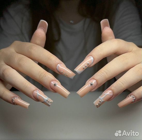 Наращивание ногтей