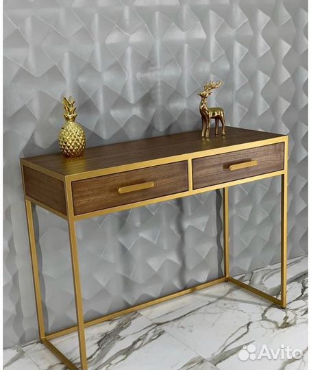 Туалетный столик консоль