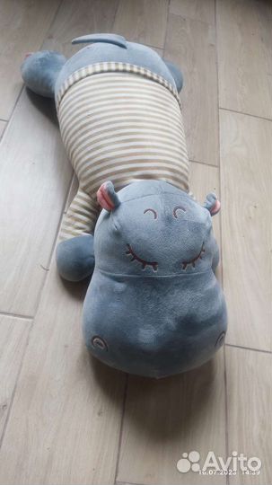 Игрушка-подушка с пледом