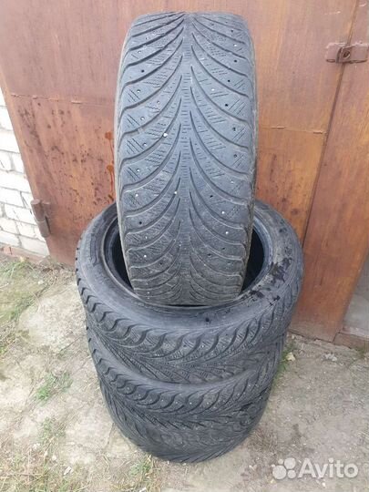 Sava Eskimo Stud 225/50 R17 94T