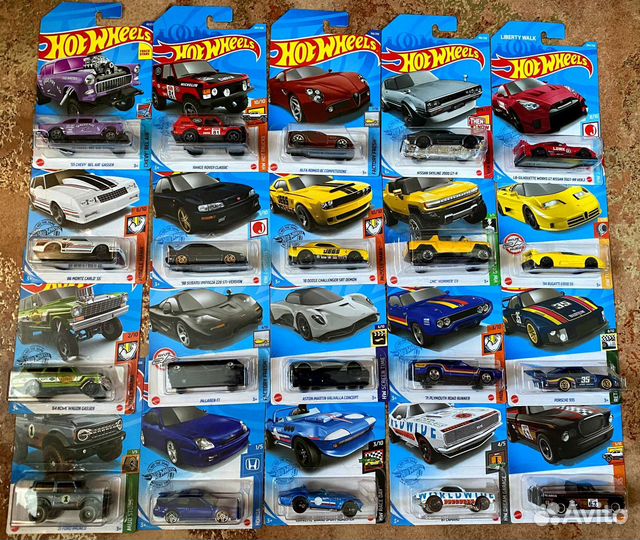 Коллекция моделей Hot wheels