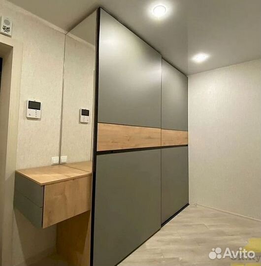 Шкаф в прихожую