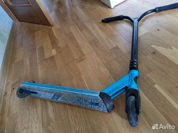 Трюковой самокат