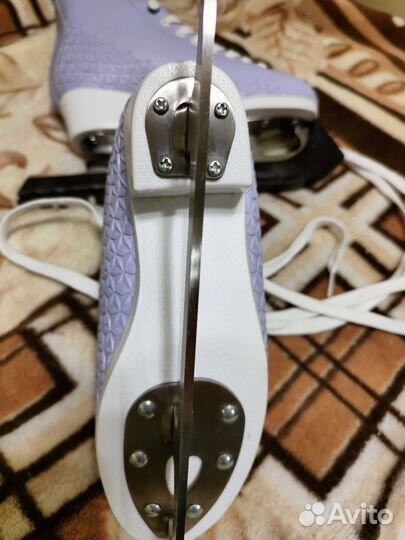 Коньки+чехлы+сумка