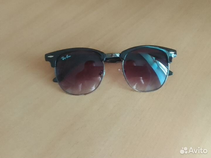 Солнцезащитные очки ray ban