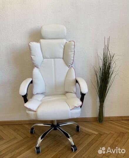 Компьютерное кресло новое офисное кресло