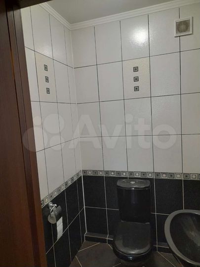 Дом 186 м² на участке 4 сот.