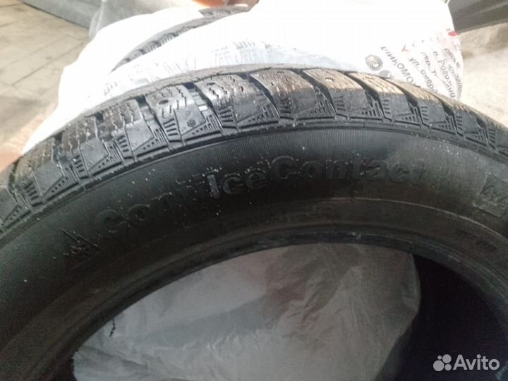 Continental ContiIceContact 4x4 235/55 R19 105