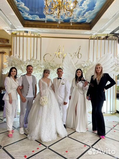 Ведущая Анжелика Шик + музыка