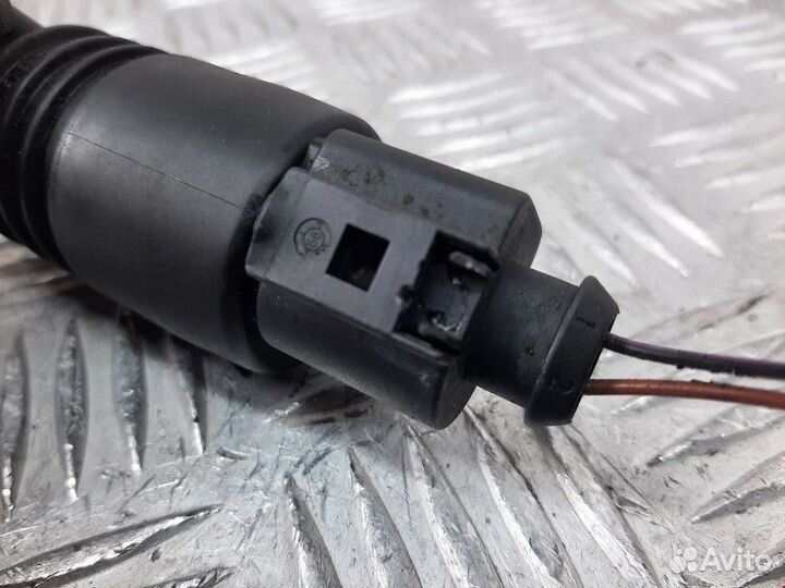 Насос (моторчик) омывателя стекла Audi A4 B5 1999