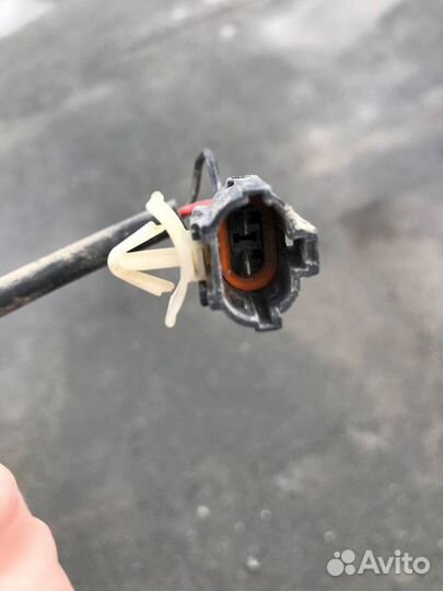 Левая противотуамнная фара в задний бампер Solaris