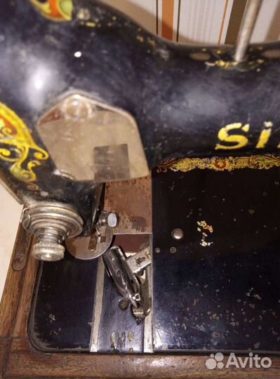 Швейная машина Singer