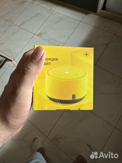 Алиса новая куплена в м видео чек.не на подписке