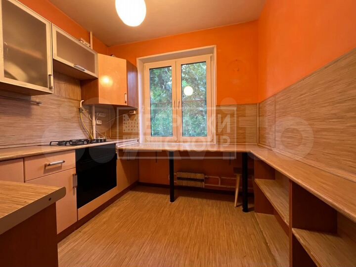 3-к. квартира, 60 м², 3/12 эт.
