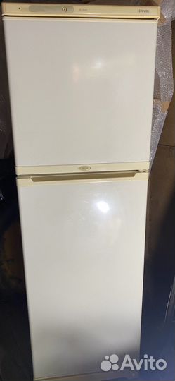 Холодильник Stinol - 110L
