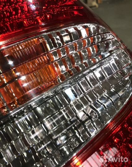Фонарь задний правый Toyota Camry CV3 2001-06
