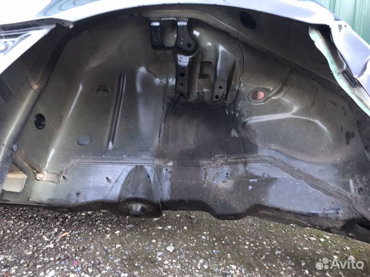 Крыло заднее правое VW Passat B7 Variant