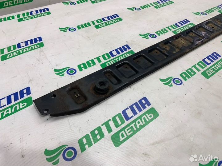 Опора радиатора передняя Ford Mondeo 4 седан