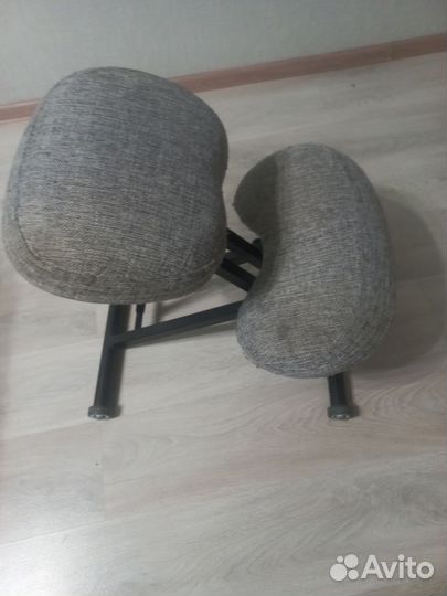 Коленный стул