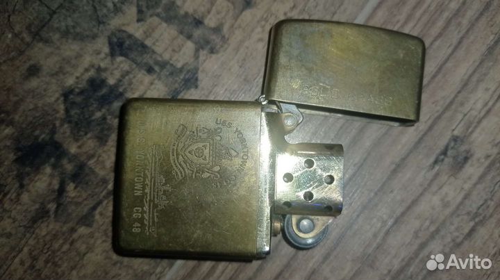 Зажигалка бензиновая zippo