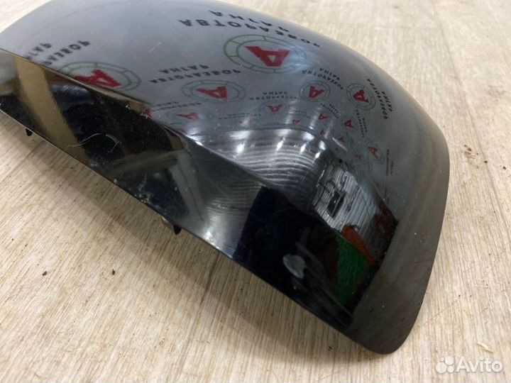 Накладка на зеркало передняя левая Mitsubishi