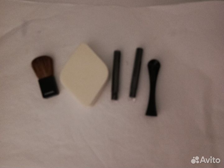 Chanel кисти