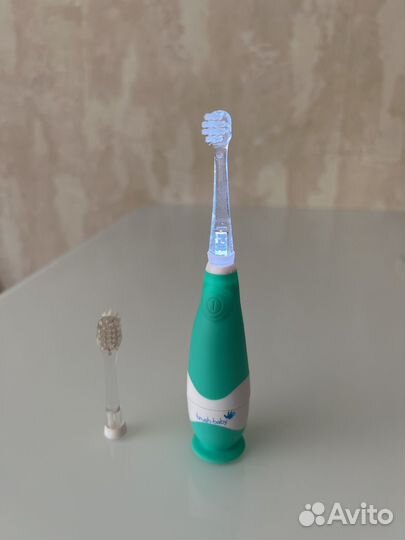 Зубная щетка на батарейках с подсветкой от 0