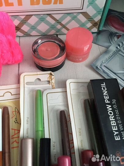 Набор косметики / beauty box